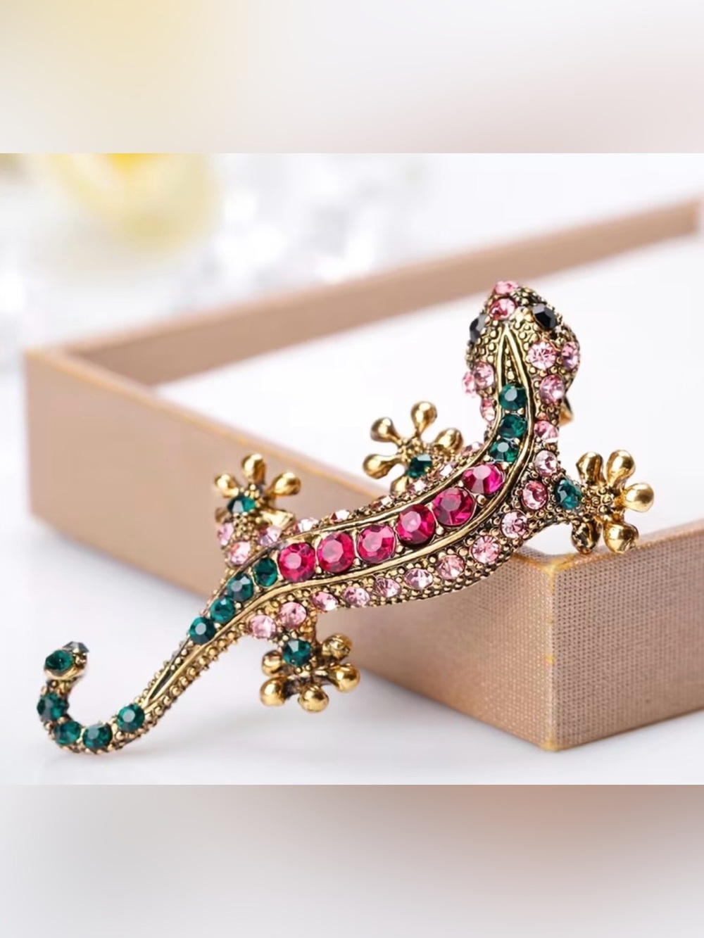 Gold-Tone Pink & Green Crystal Lizard Brooch new - Picture 6 of 6